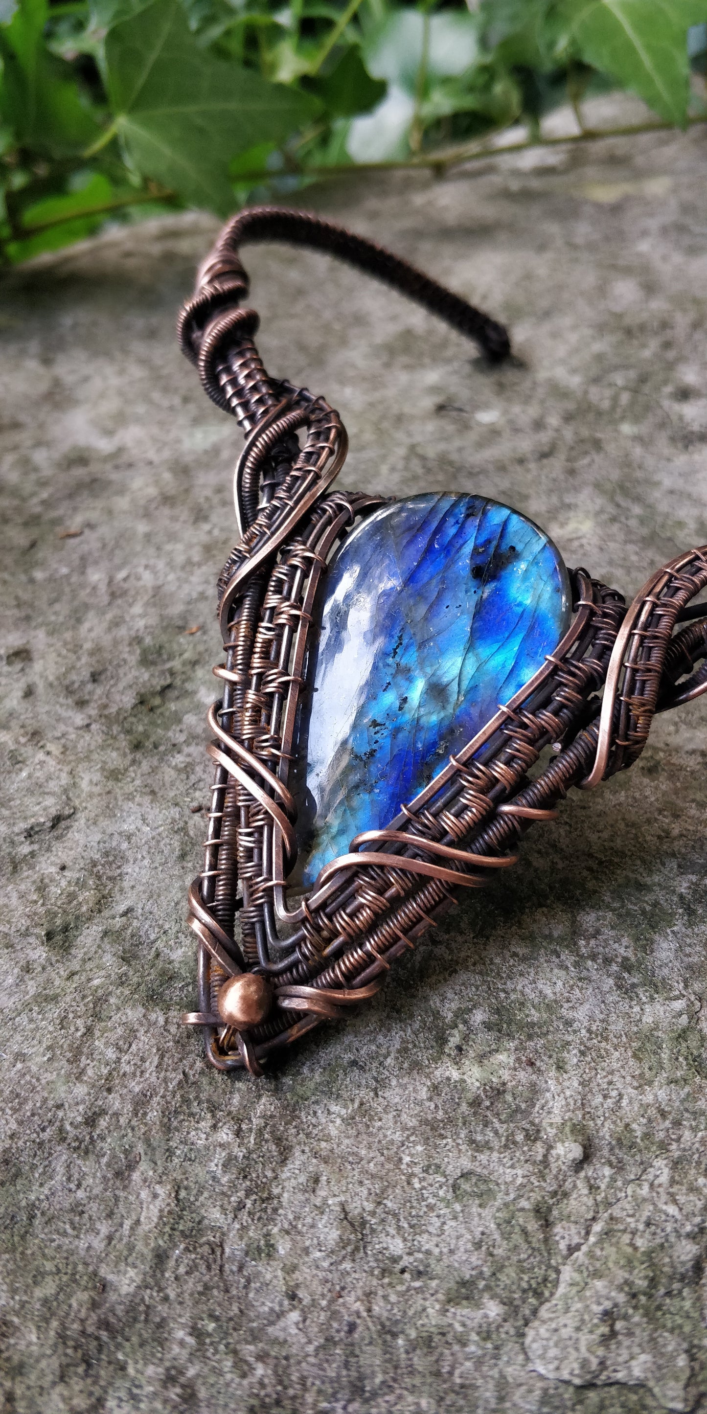 DIVINE ALIGNMENT - Labradorite neck piece